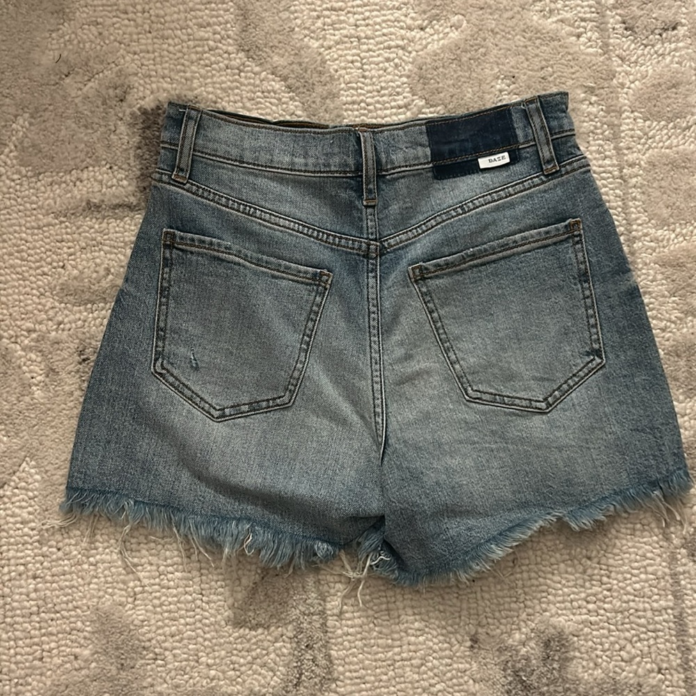 Daze Jean shorts - Picture 2 of 2